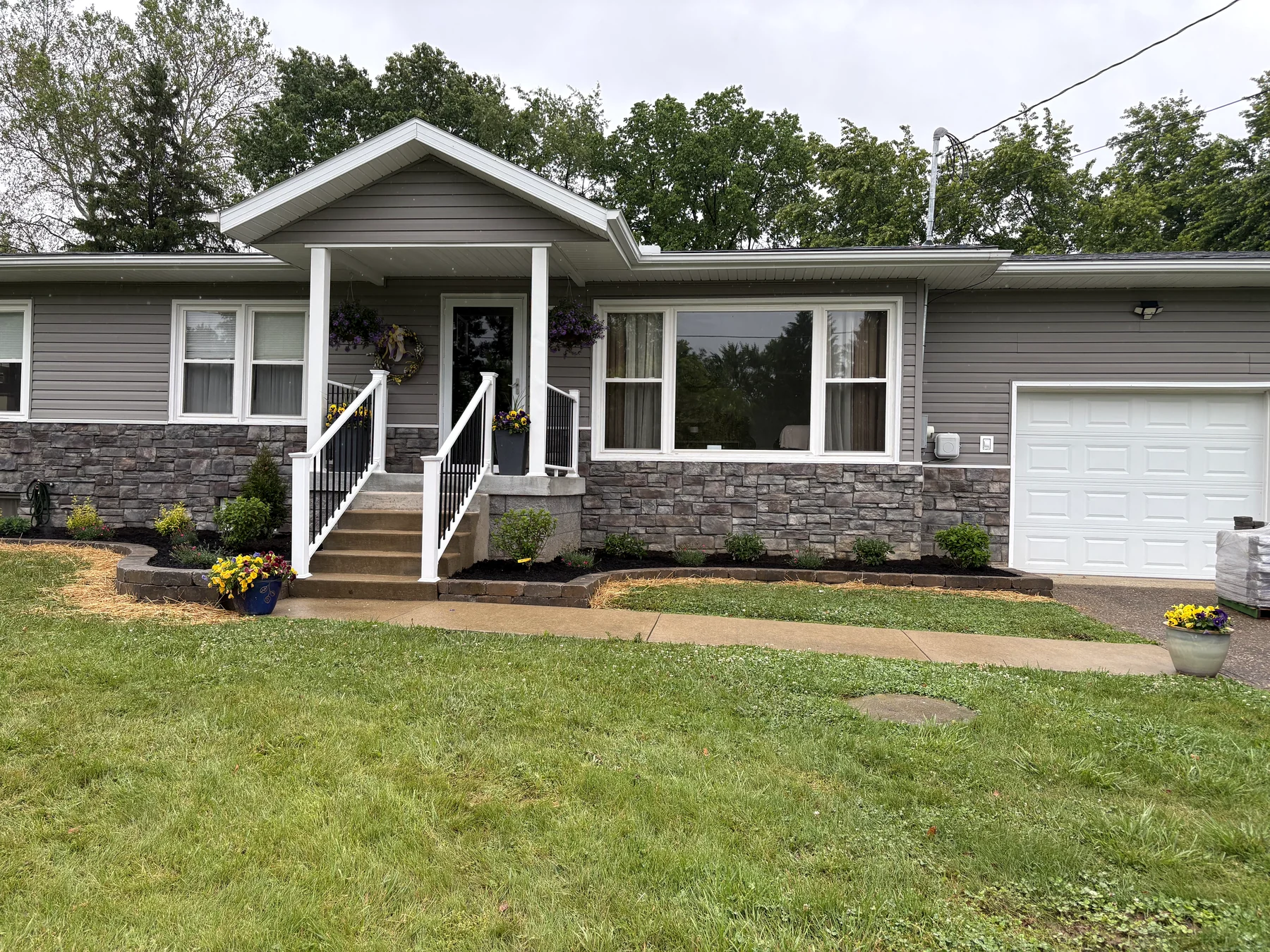 Freshly completed landscape project by Dave's Landscaping
