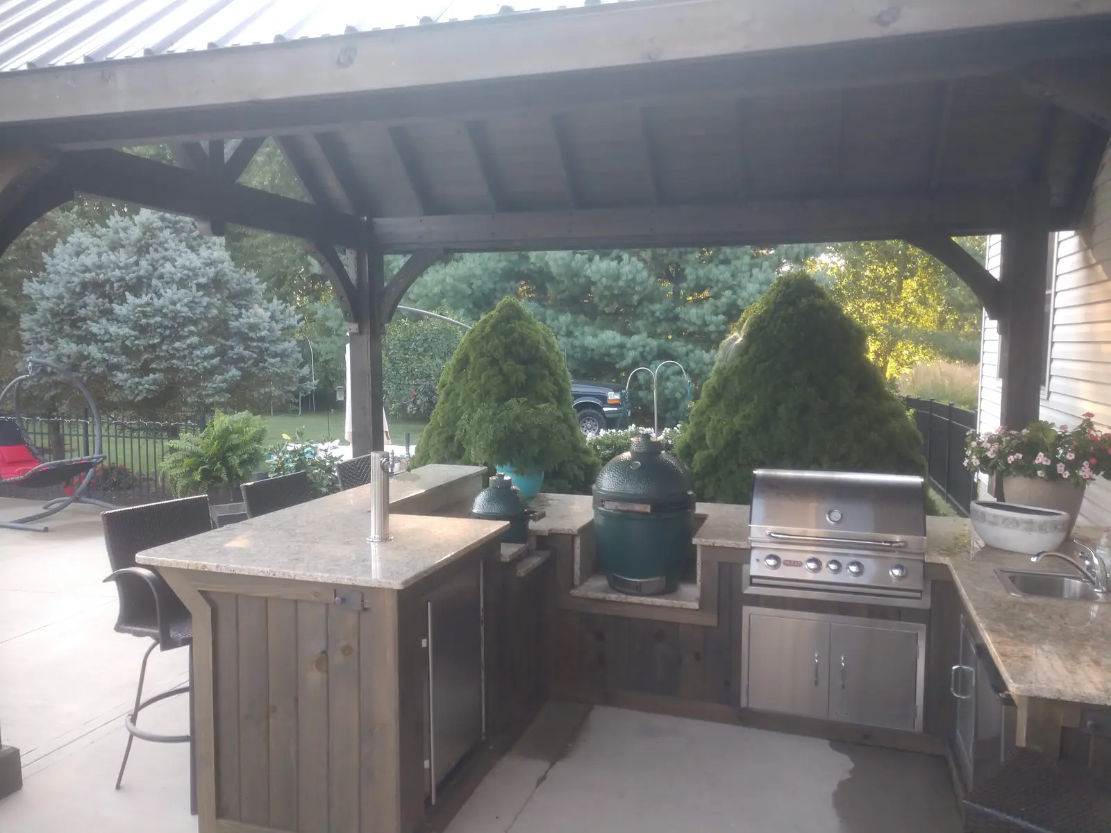 Outdoor Kitchens & Grills project detail